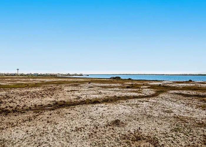 Gulf Island 733