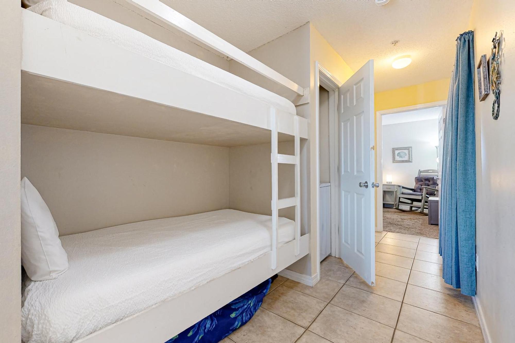 Apartment Gulf Island 733 Navarre