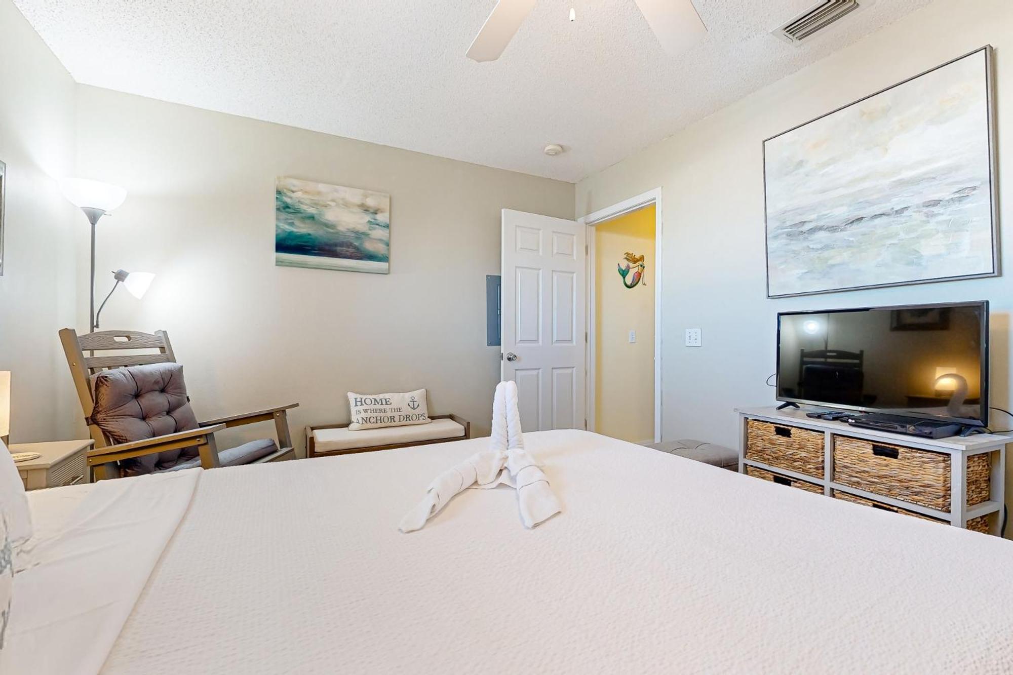 Gulf Island 733 Navarre