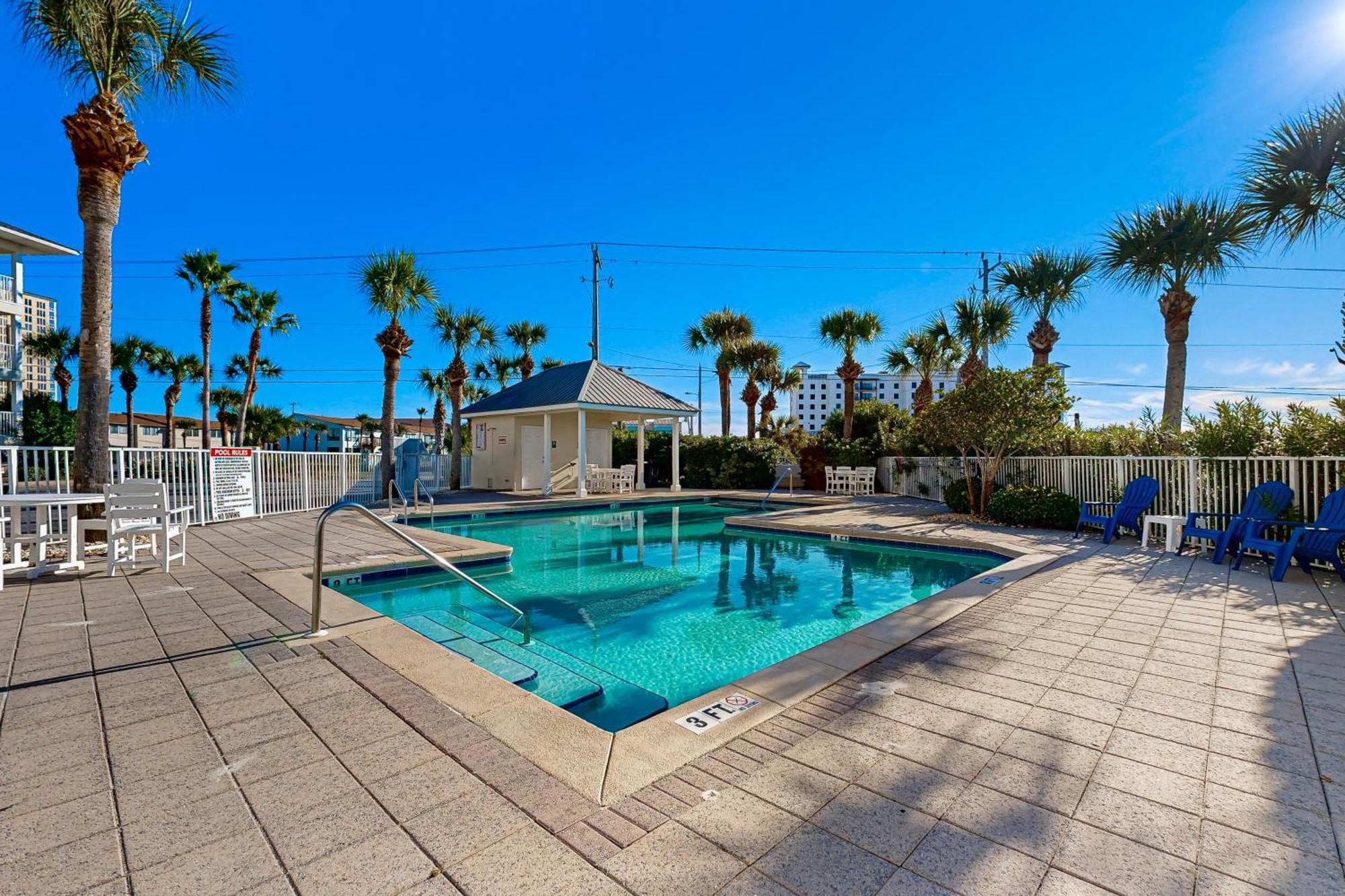 Apartment Gulf Island 733